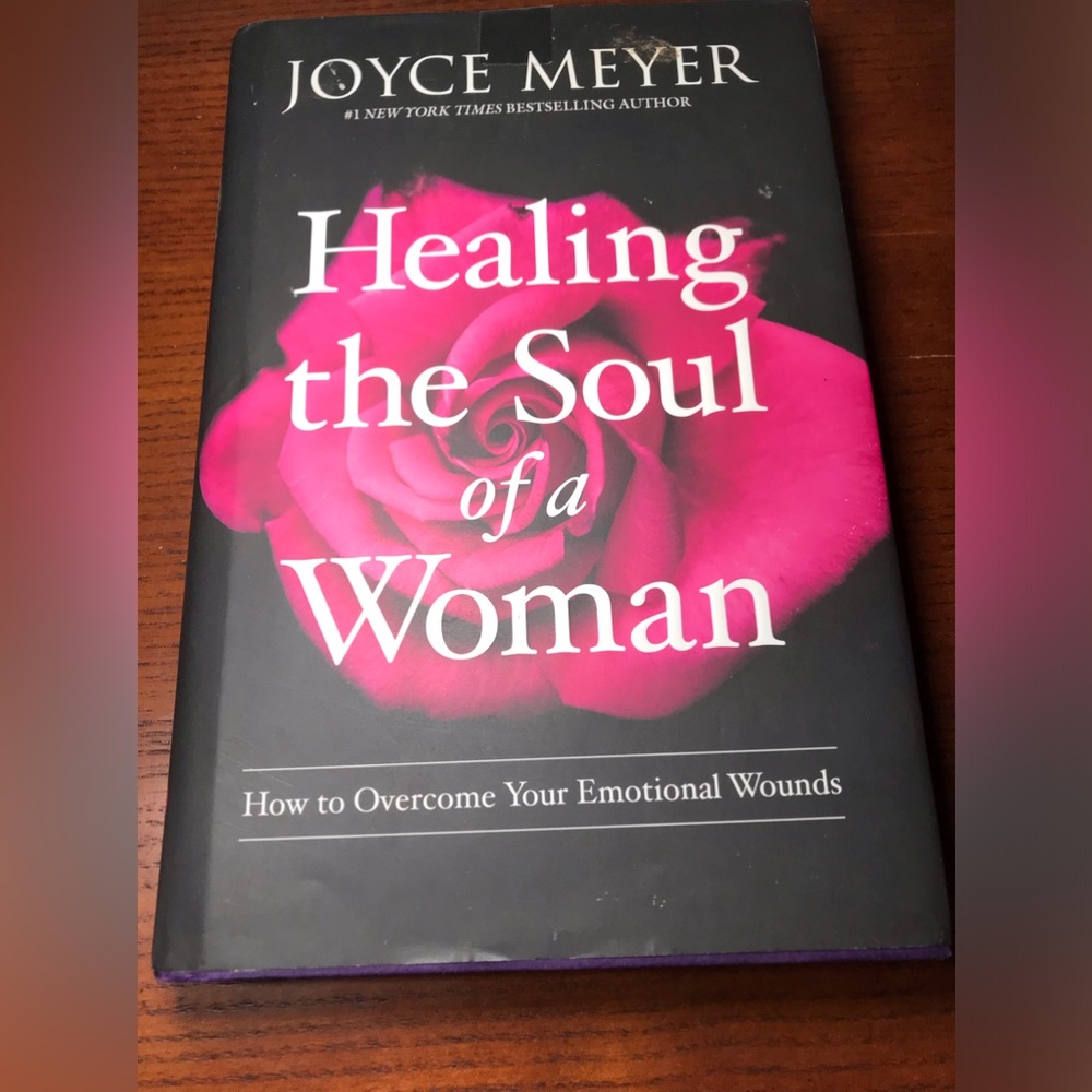 Joyce Meyer Healing the Soul of a Woman - Pink Cover